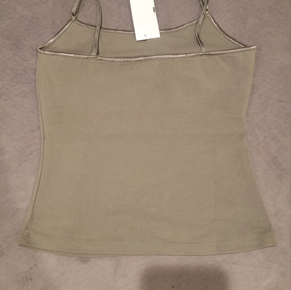 Y2k NWT Tank tops/Cami with adjustable straps & built in bra Size M - Picture 8 of 11